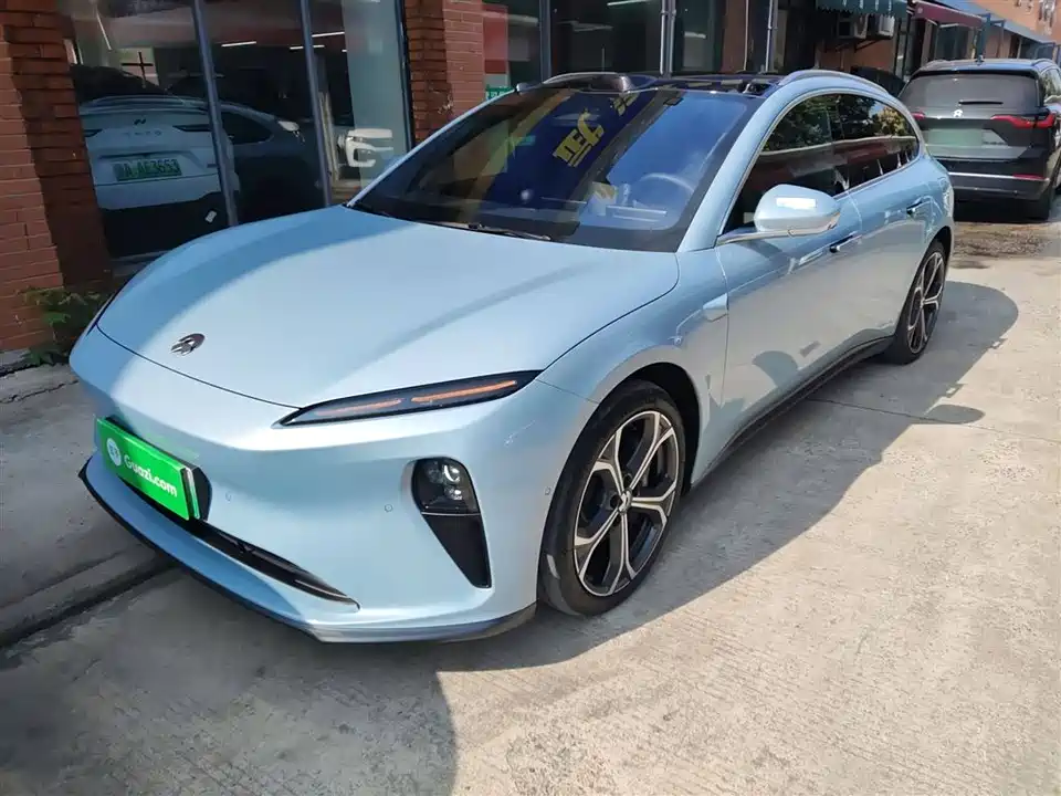 NIO ET5T
