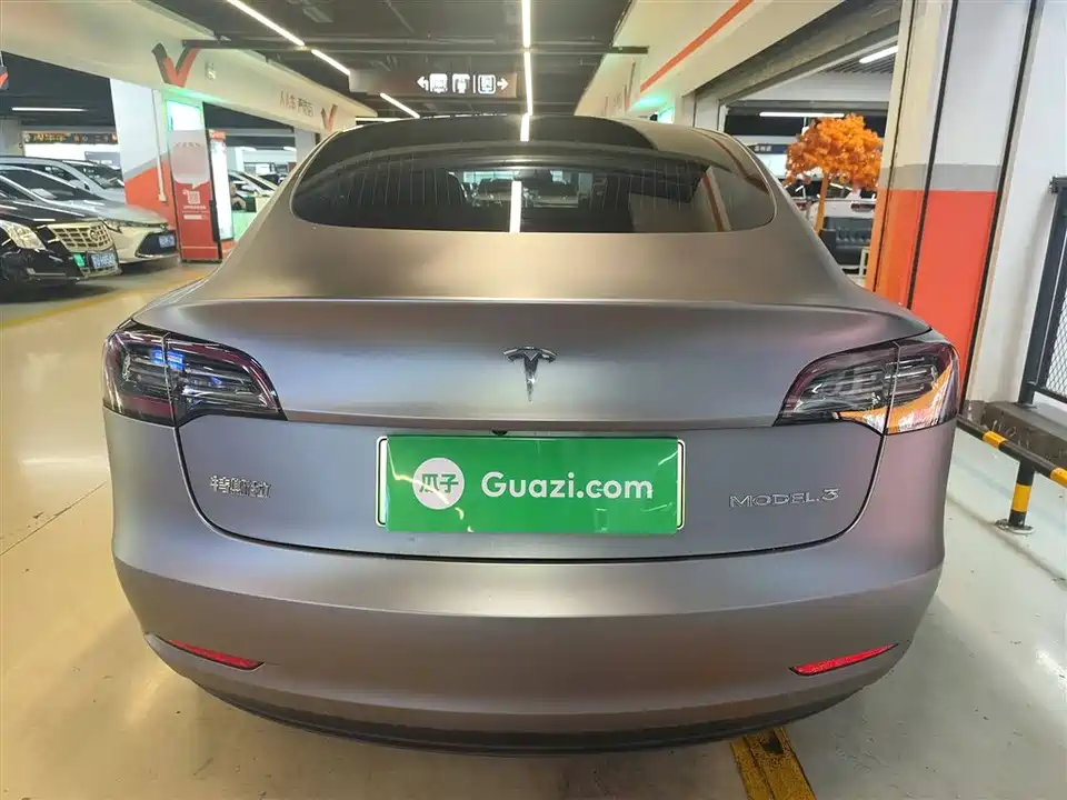 Tesla Model 3 Tesla Model 3