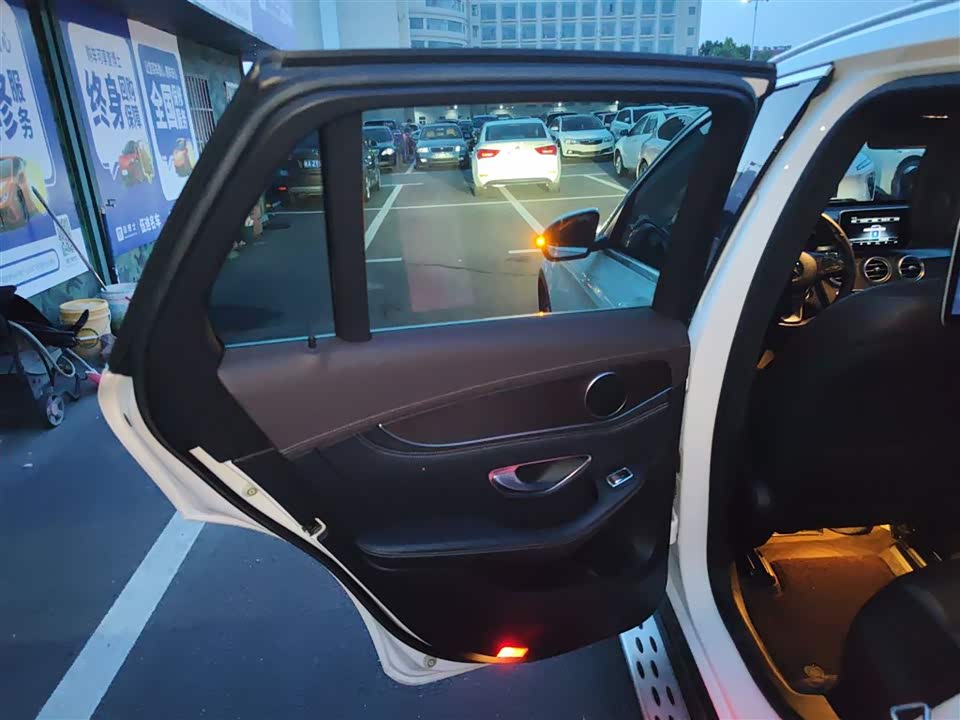 Mercedes-Benz GLC Mercedes-Benz GLC