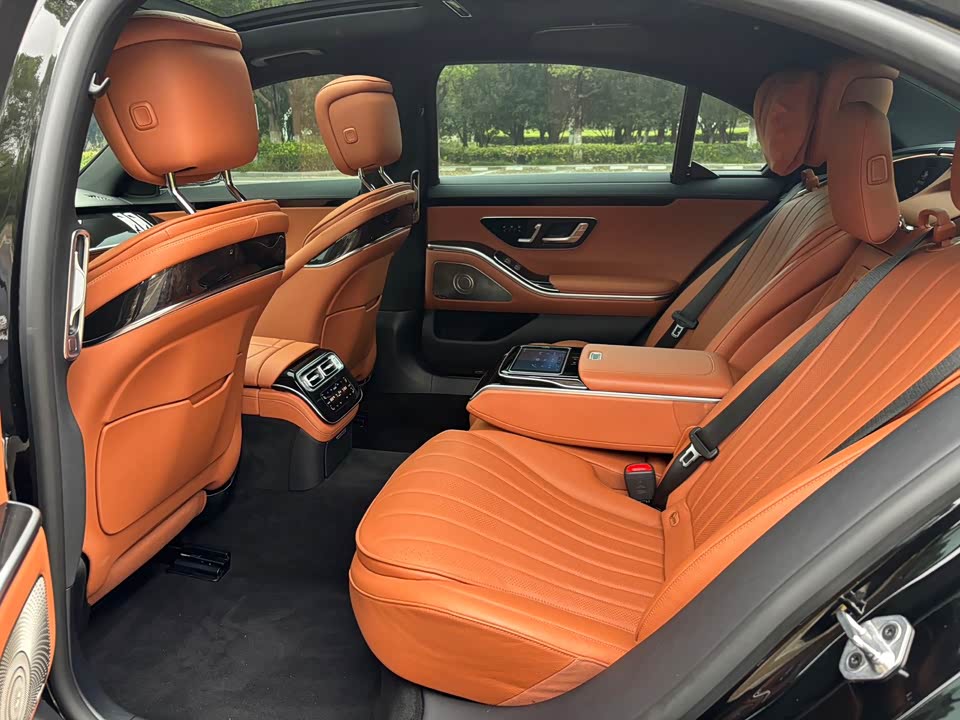 Mercedes-Benz S-class Mercedes-Benz S-class