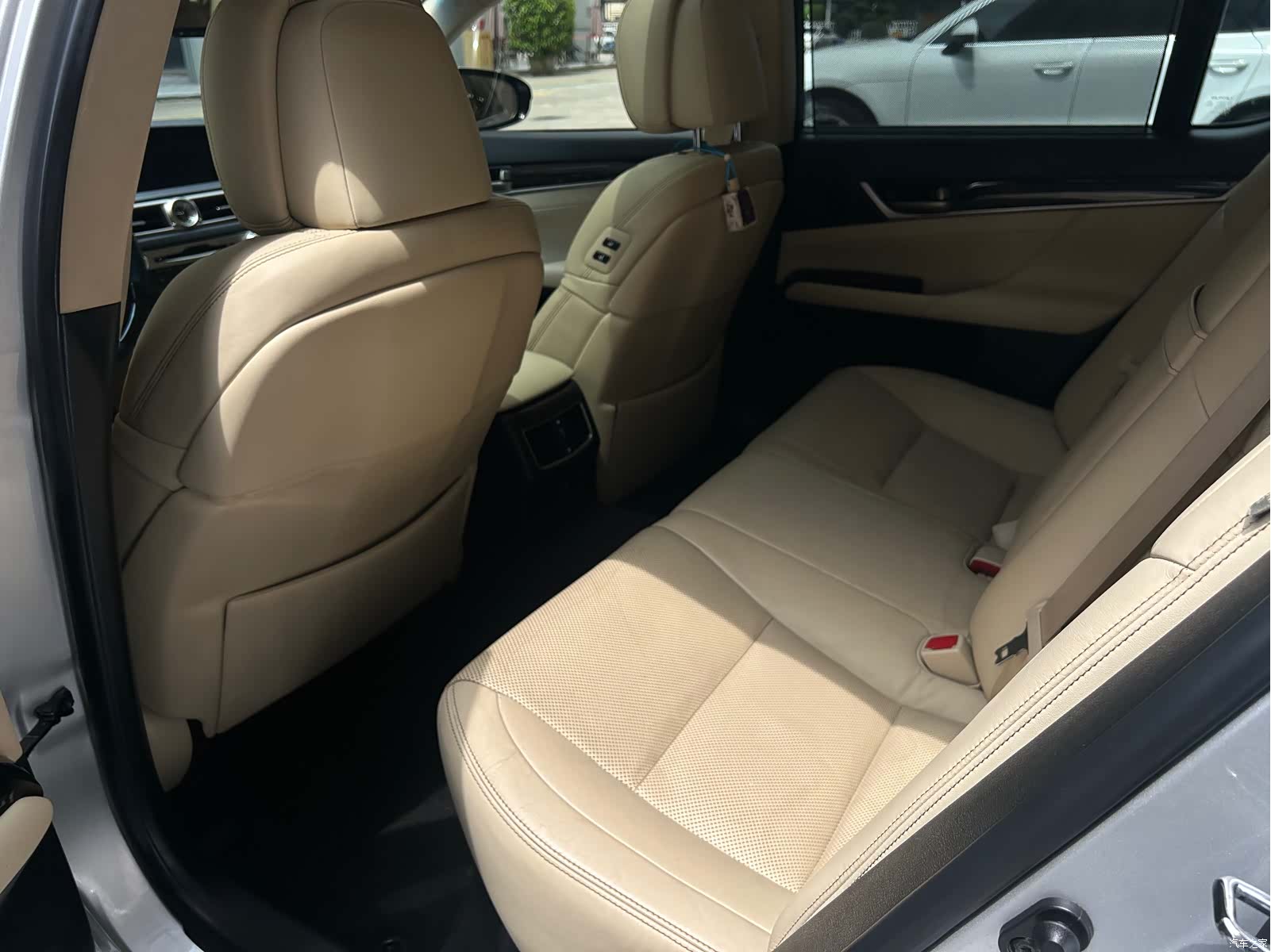Lexus GS, 2012 11