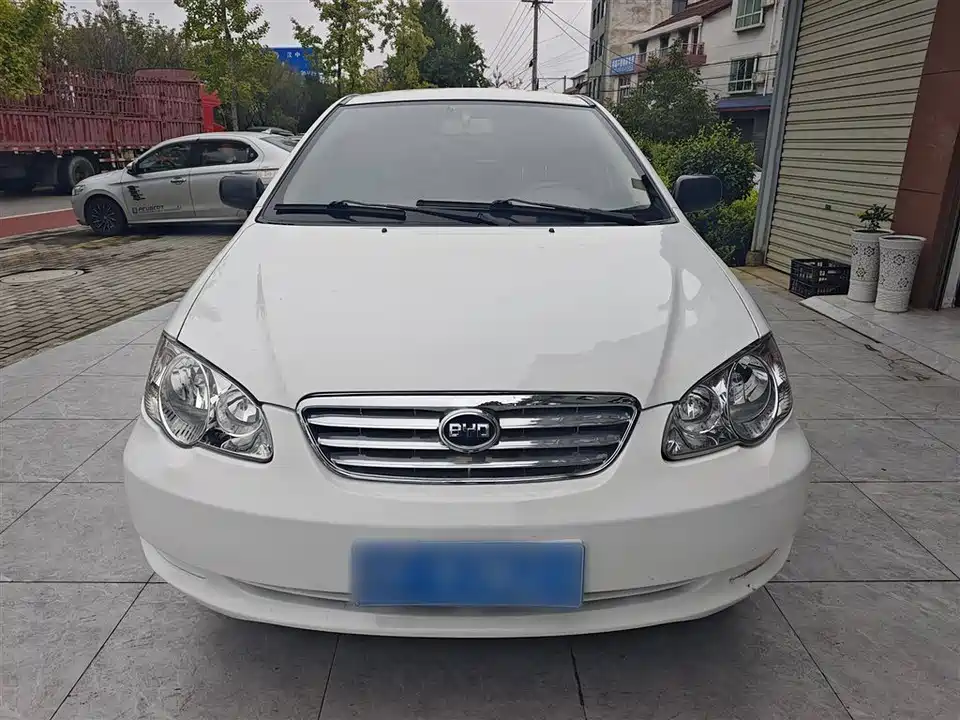 BYD F3