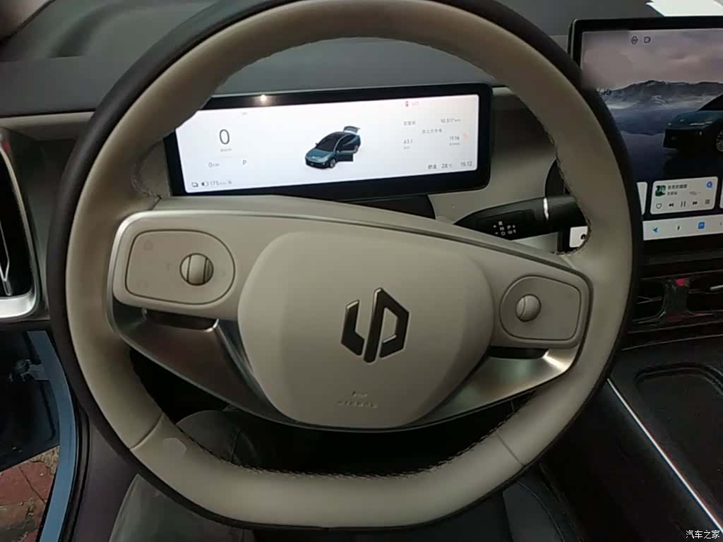 Leapmotor B01, 2025 11