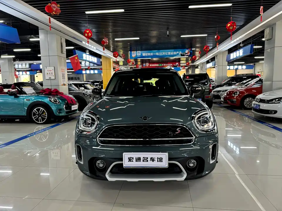 MINI COUNTRYMAN