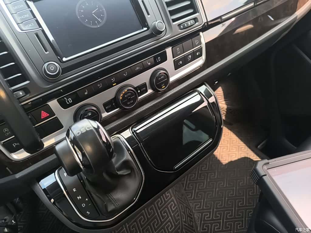 Volkswagen 7, 2018 14