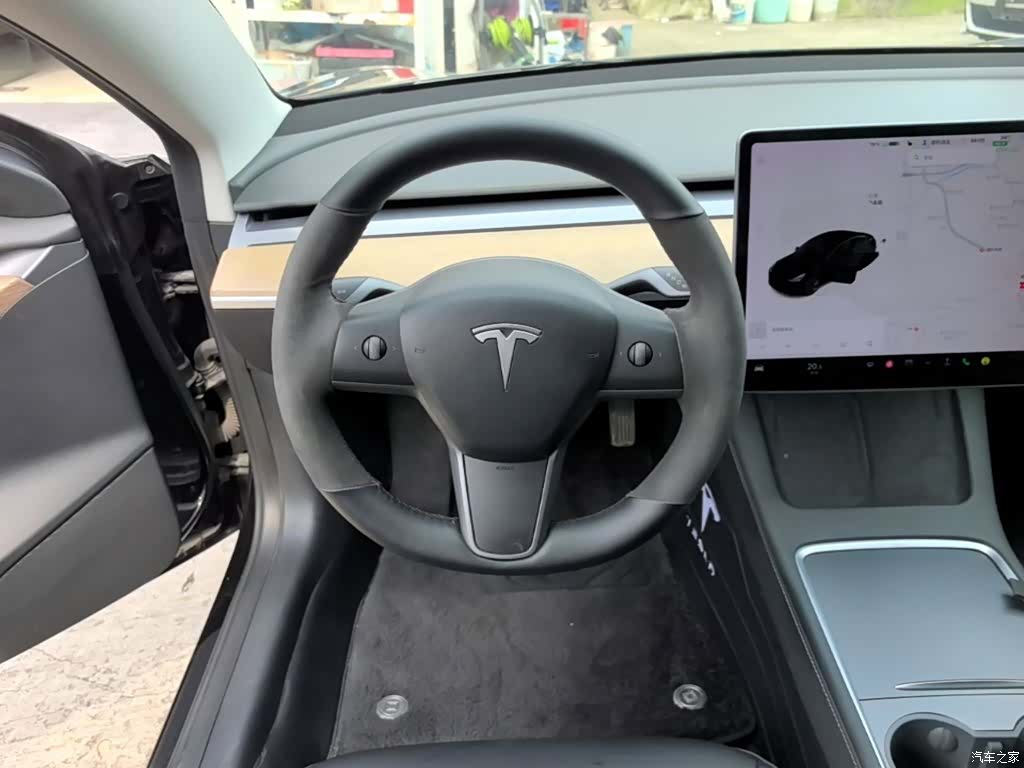 Tesla Model 3, 2021 11