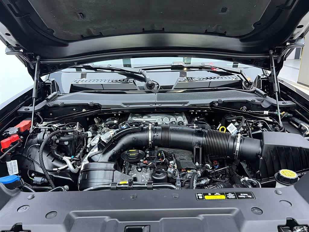 Land Rover Defender, 2025 7