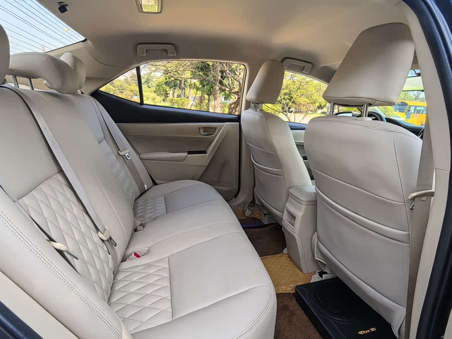 Toyota Corolla 2016, фото 12