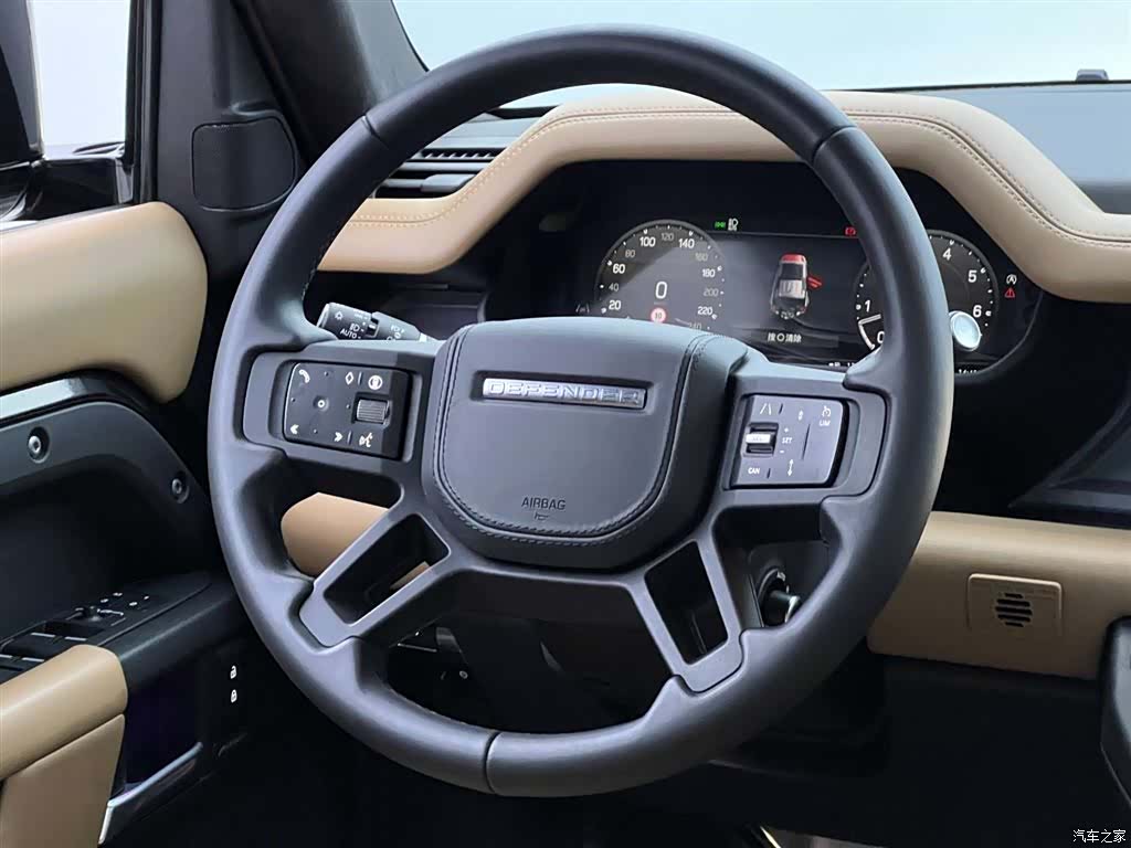 Land Rover Defender, 2025 12