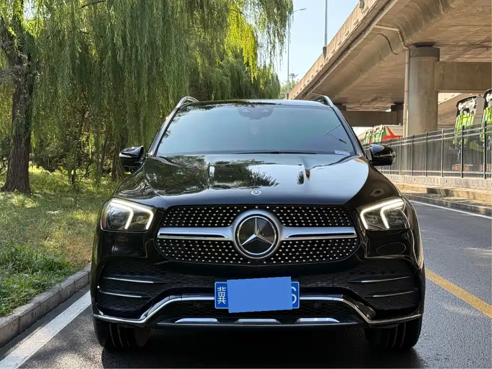 Mercedes-Benz GLE Mercedes-Benz GLE