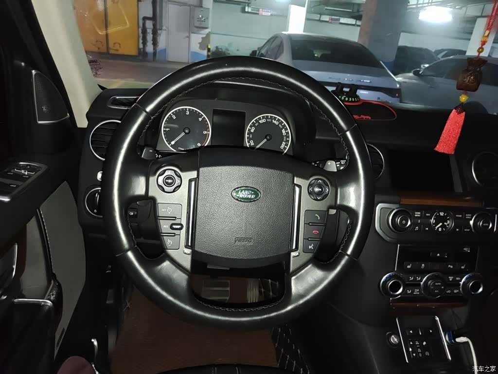 Land Rover Discovery, 2016 3