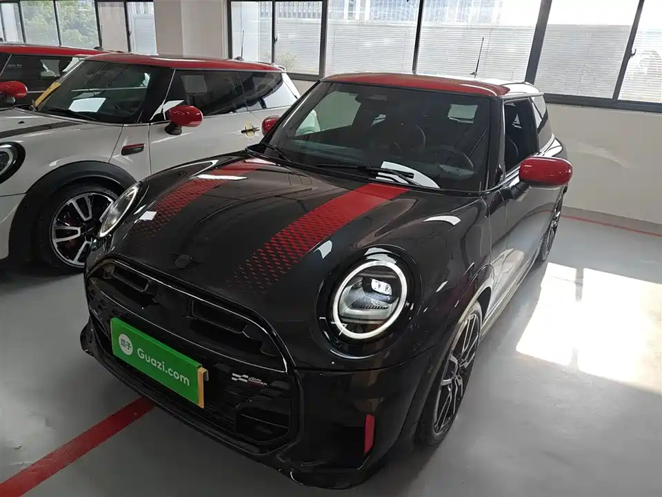 MINI JCW
