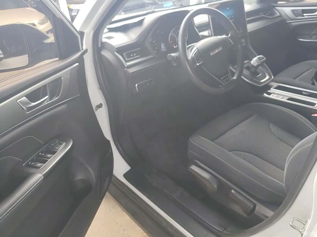 Haval M6, 2023 16