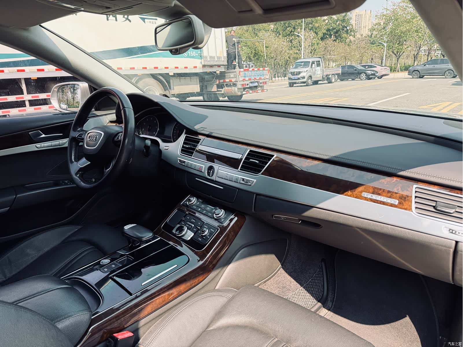 Audi A8L, 2015 25
