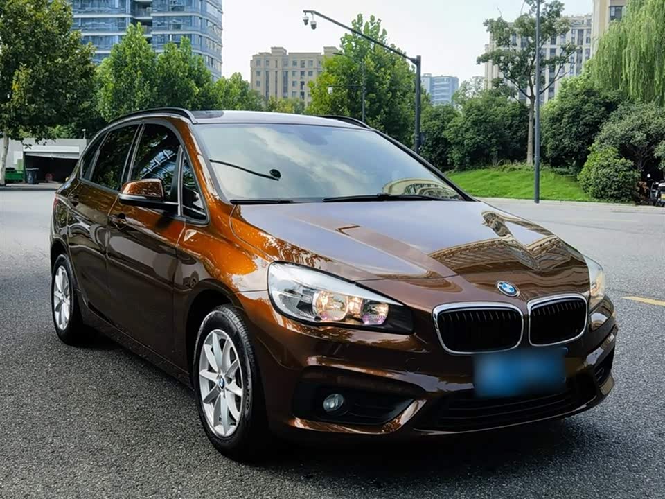 BMW 2 series station wagon