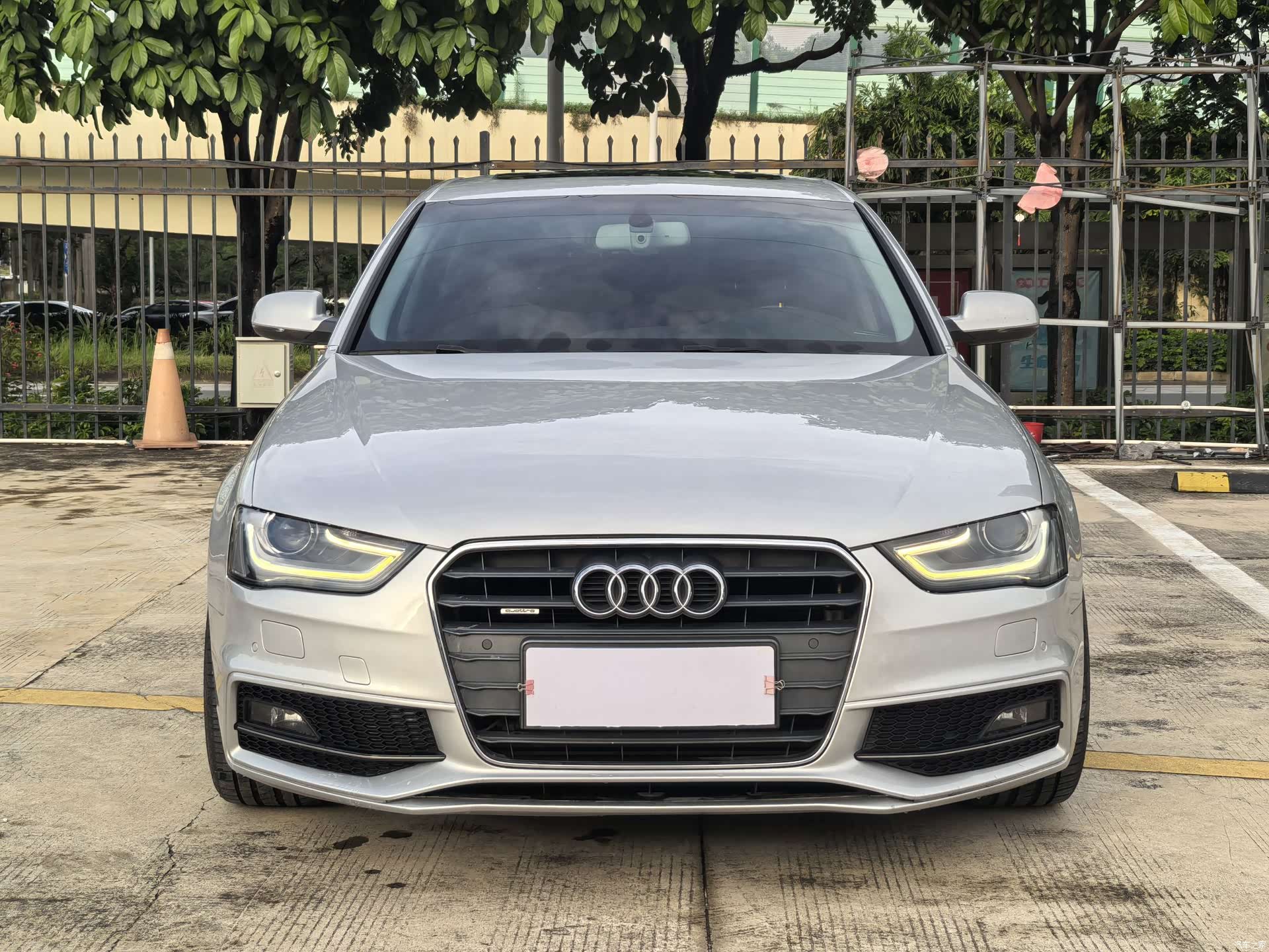 Audi A4L, 2016 3