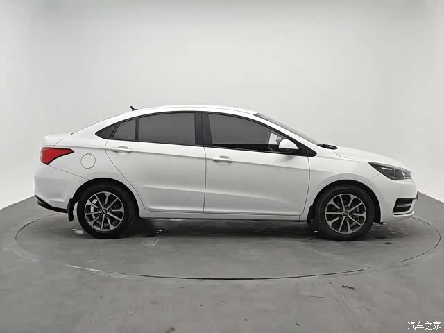 Chery 5, 2023 3