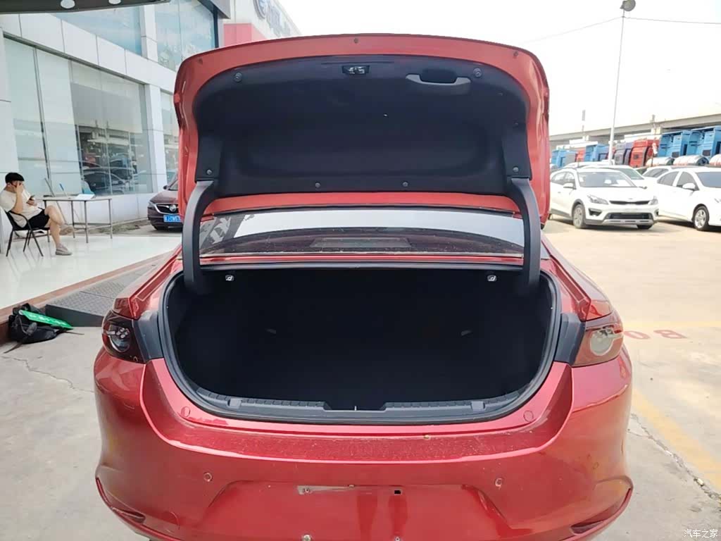 Mazda Mazda3, 2020 19