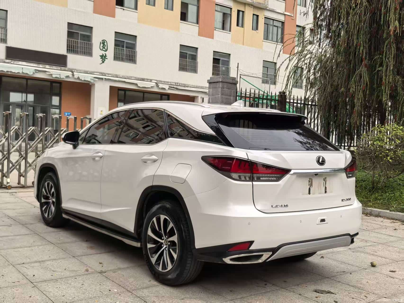 Lexus RX, 2020 3