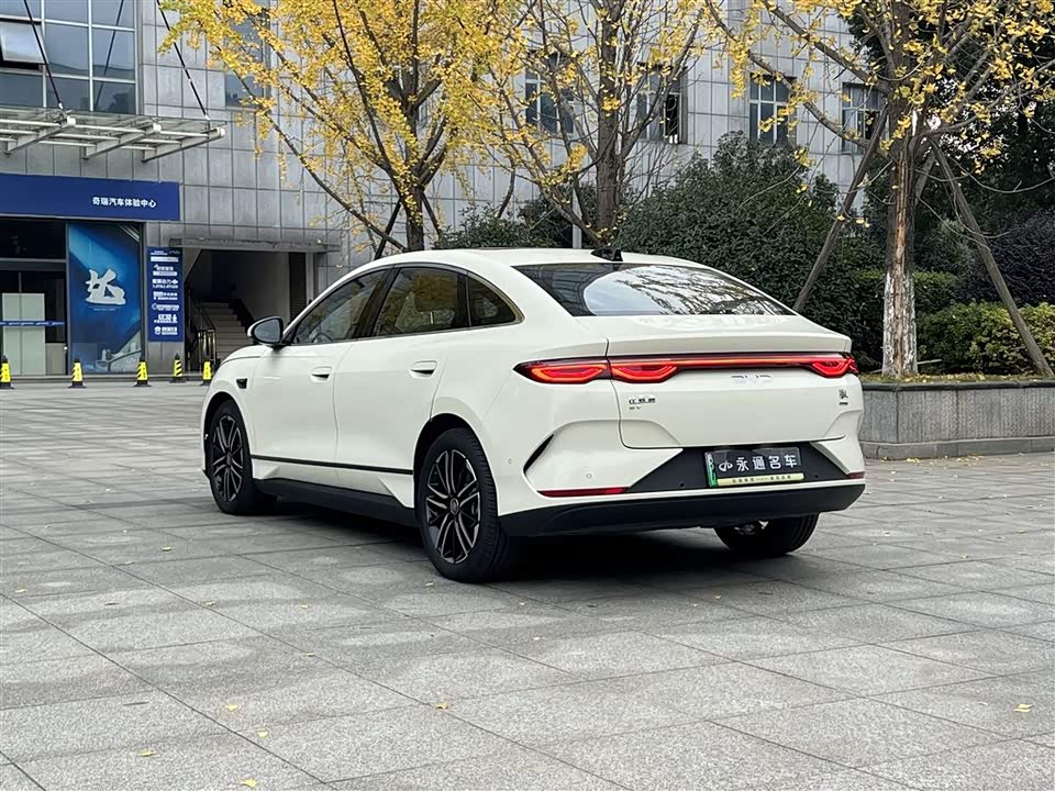 BYD Qin L