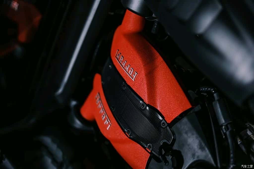 Ferrari F8, 2022 все фото