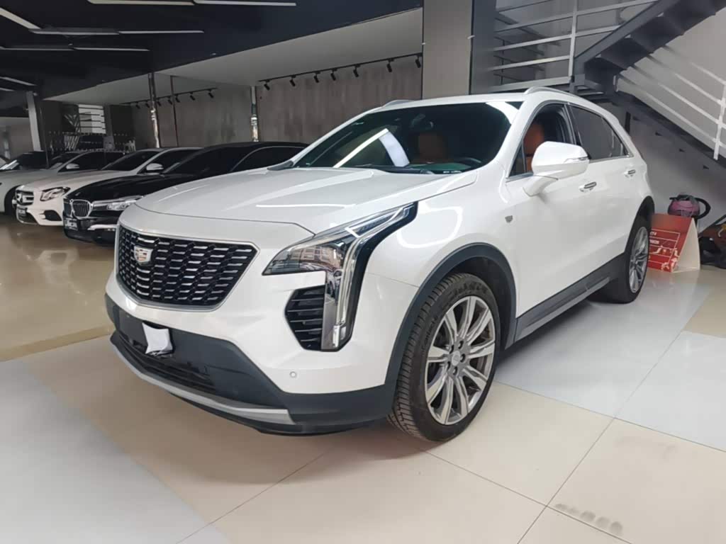 Cadillac XT4 2018 28T