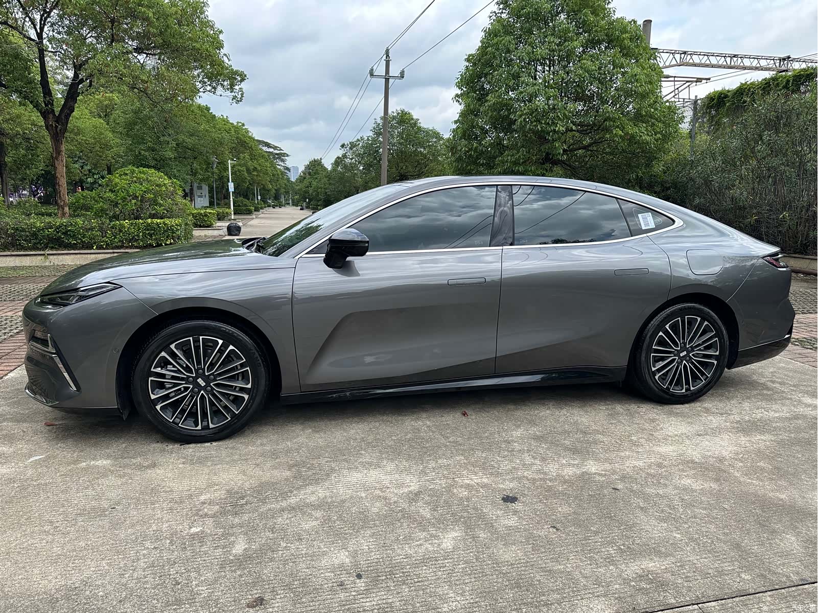 Geely 8, 2025 6