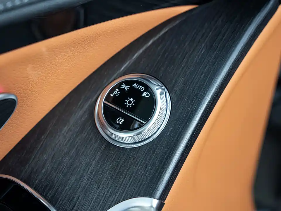 Mercedes-Benz S-class Mercedes-Benz S-class