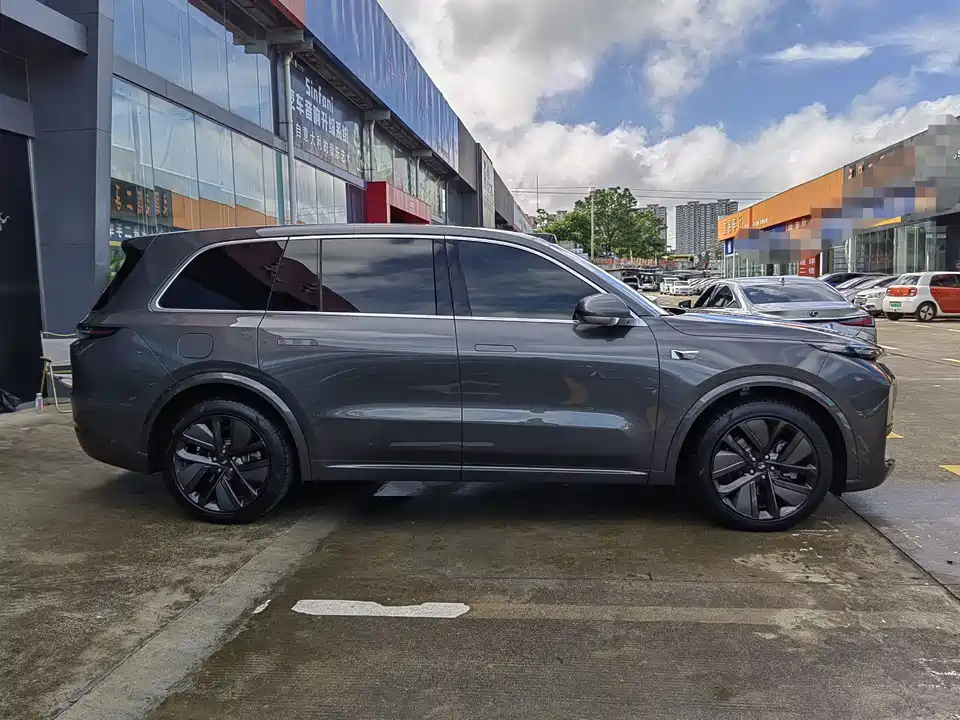 Li Auto Ideal L9