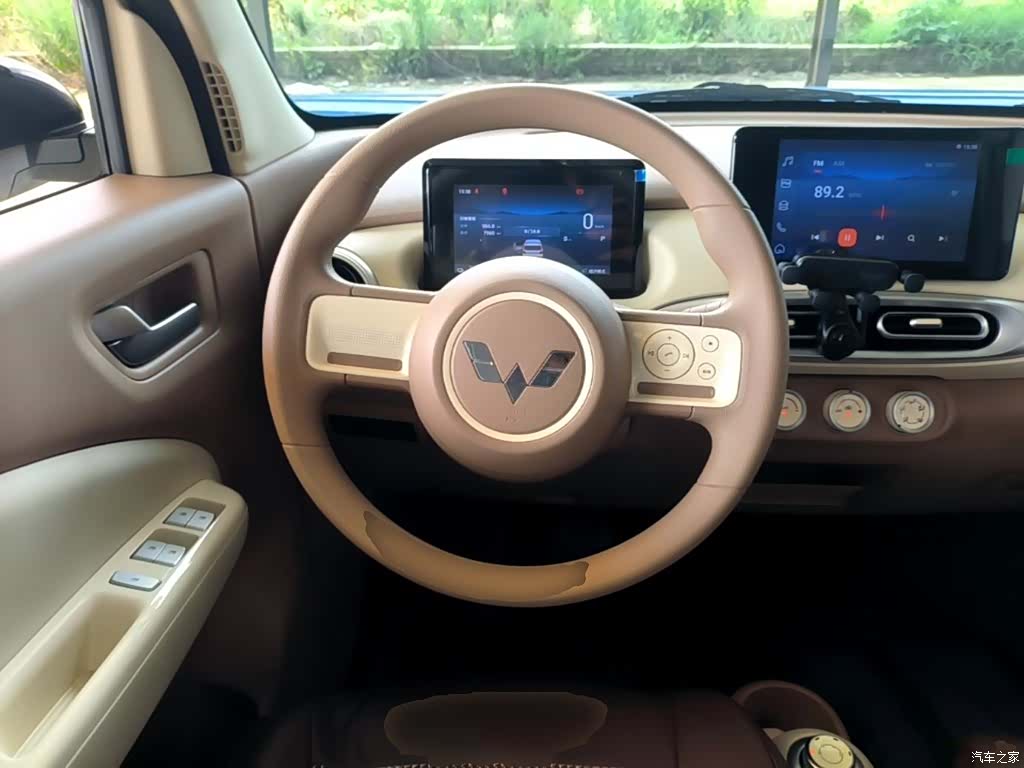 Wuling MINIEV, 2025 11