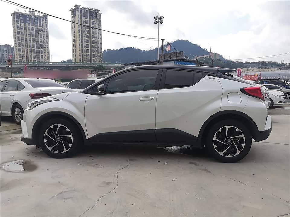 Toyota IZOA