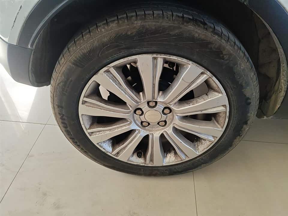 Land Rover Range Rover Aurora