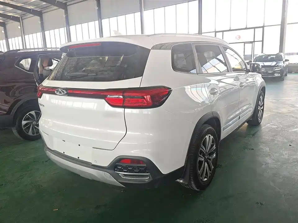 Chery Tiggo 8