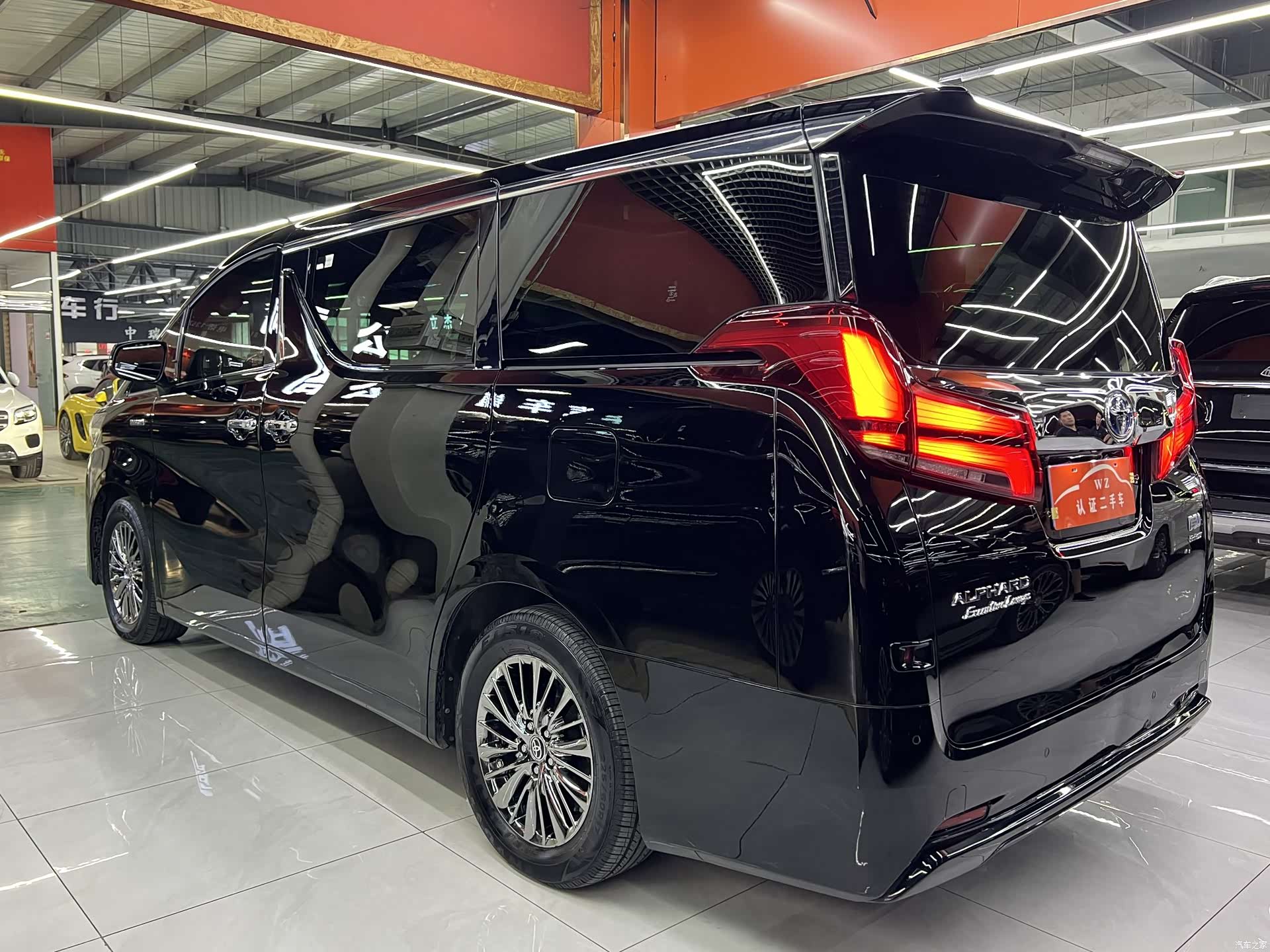 Toyota Alphard, 2020 9