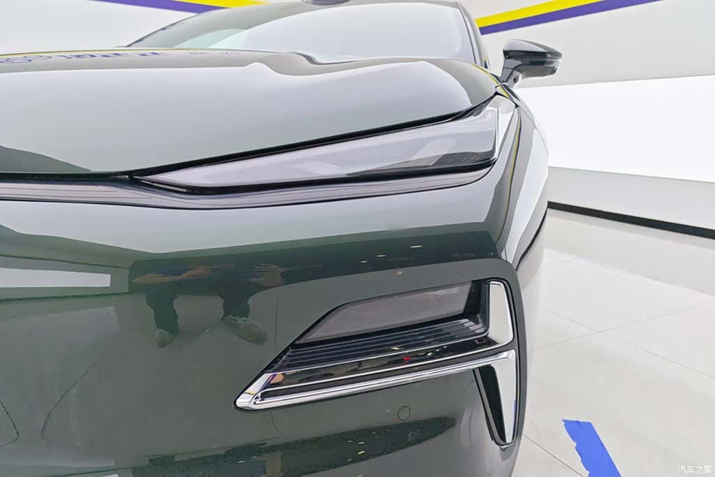 Geely 8, 2025 все фото