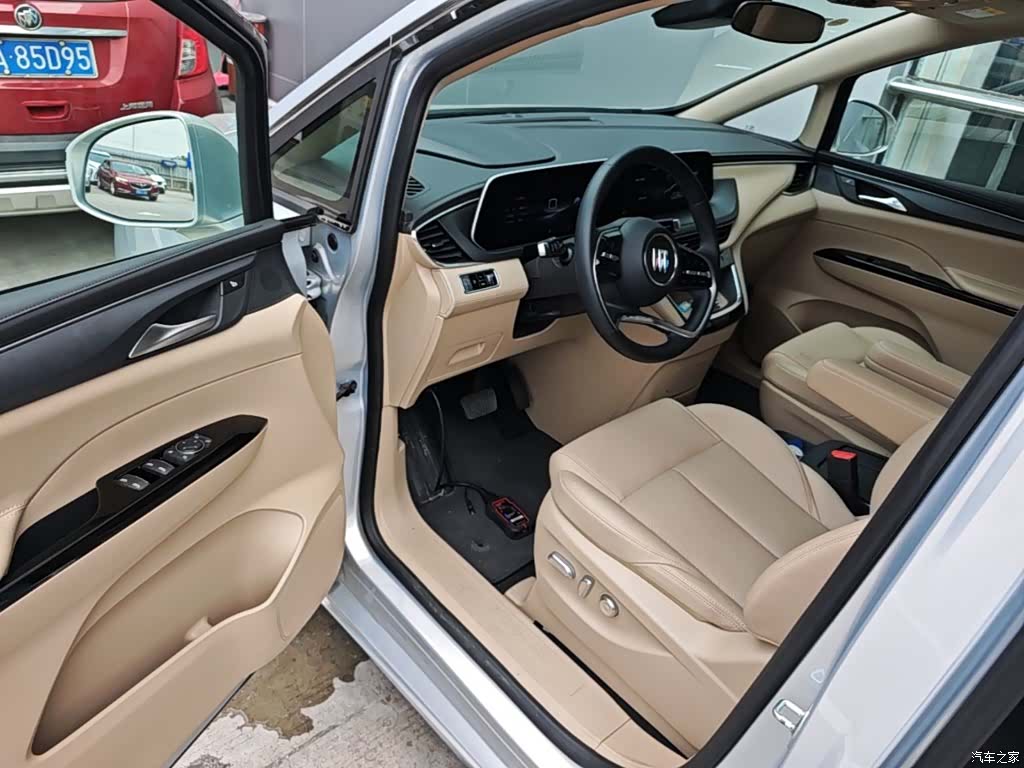 Buick GL8, 2025 16