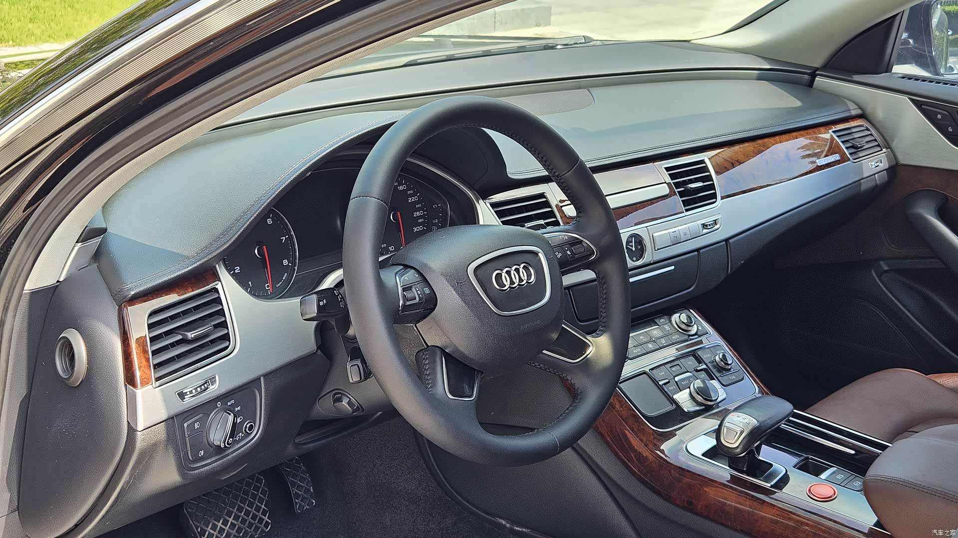Audi A8L, 2012 14