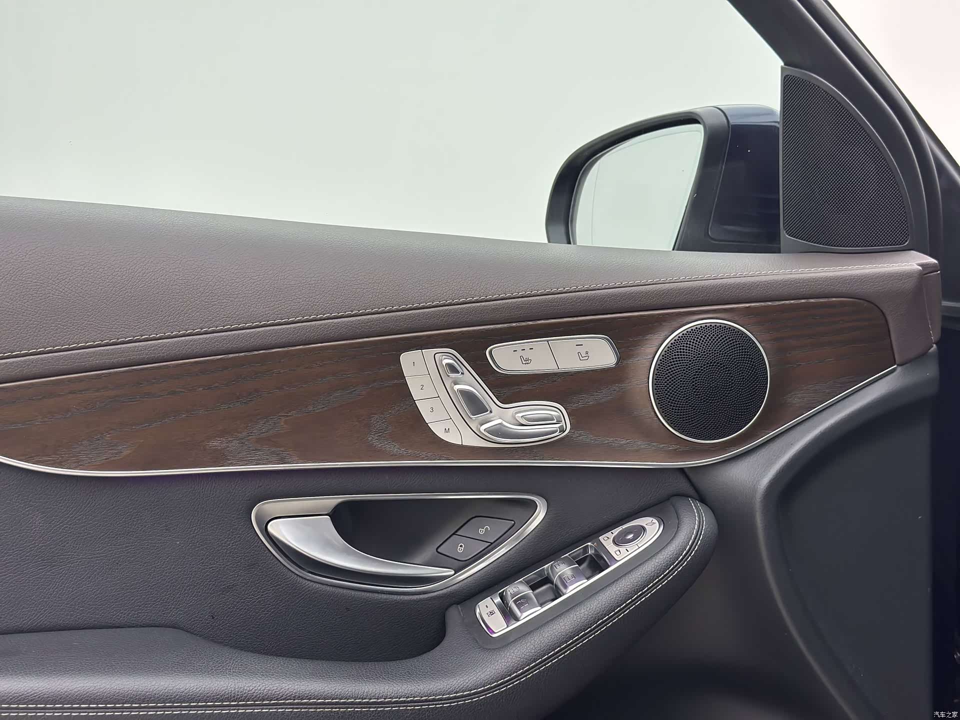 Mercedes-Benz GLC, 2022 13