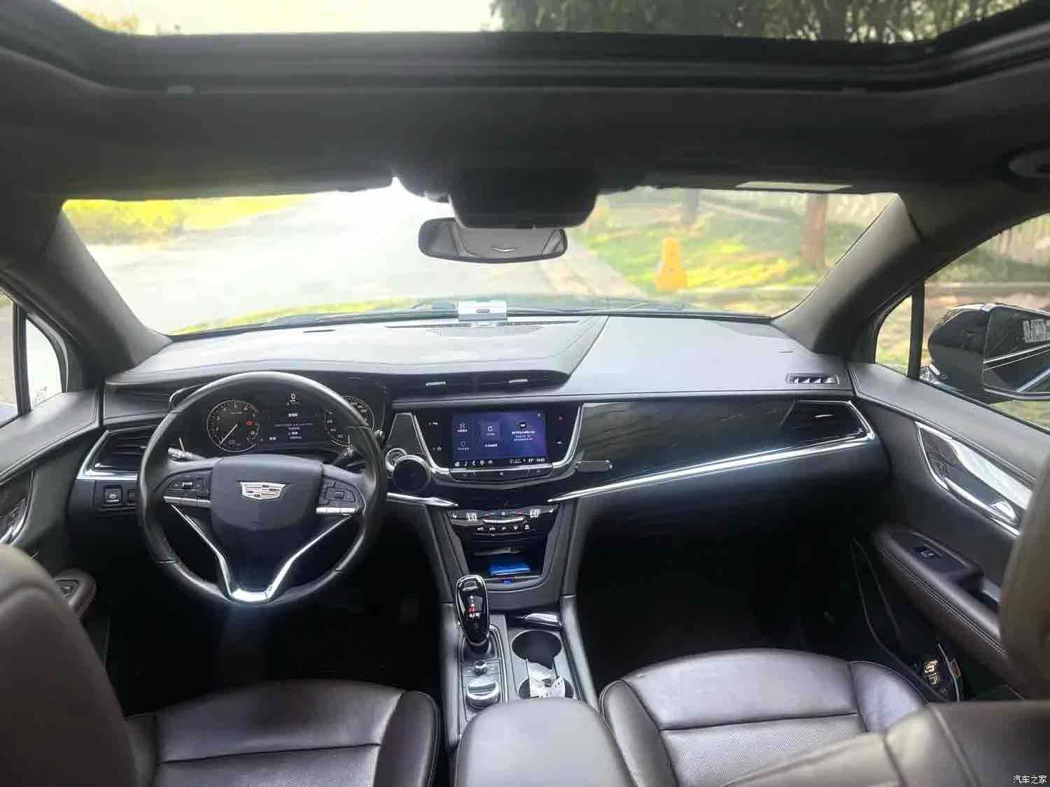 Cadillac XT6, 2021 10