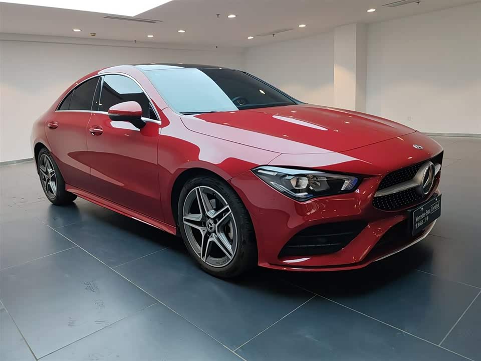 Mercedes-Benz CLA