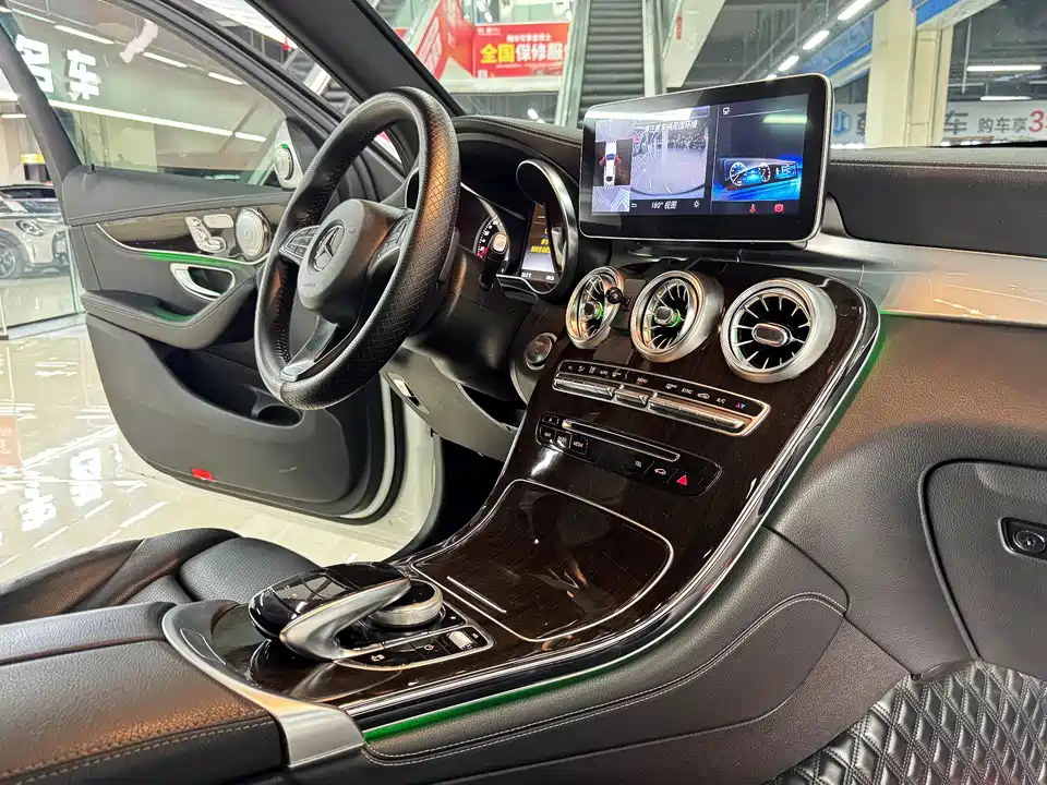 Mercedes-Benz GLC Mercedes-Benz GLC