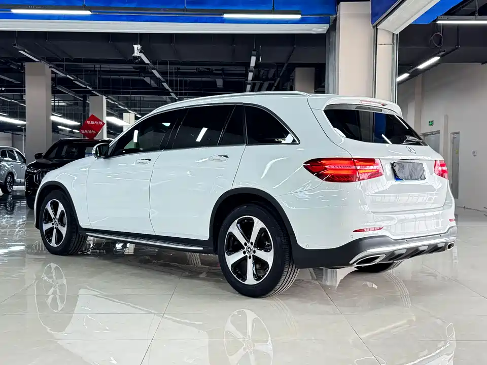 Mercedes-Benz GLC Mercedes-Benz GLC