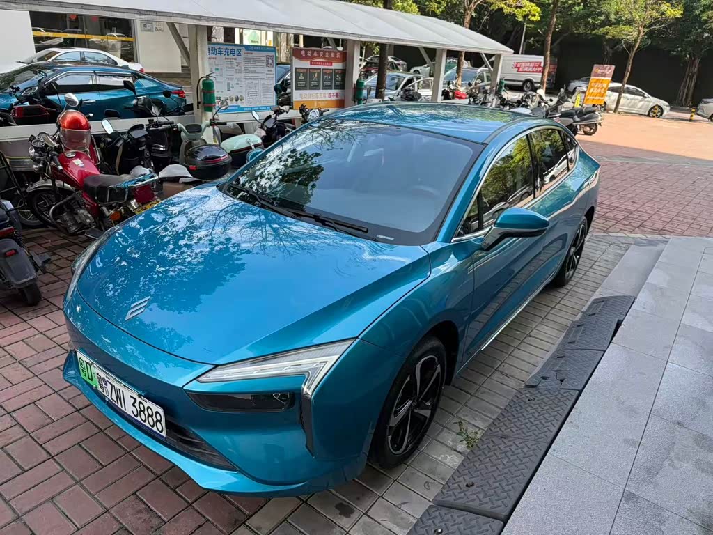 江铃集团新能源 羿