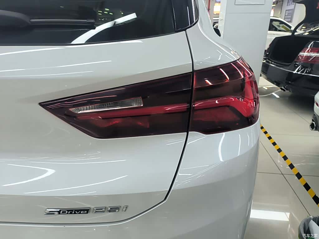 BMW X2, 2021 8