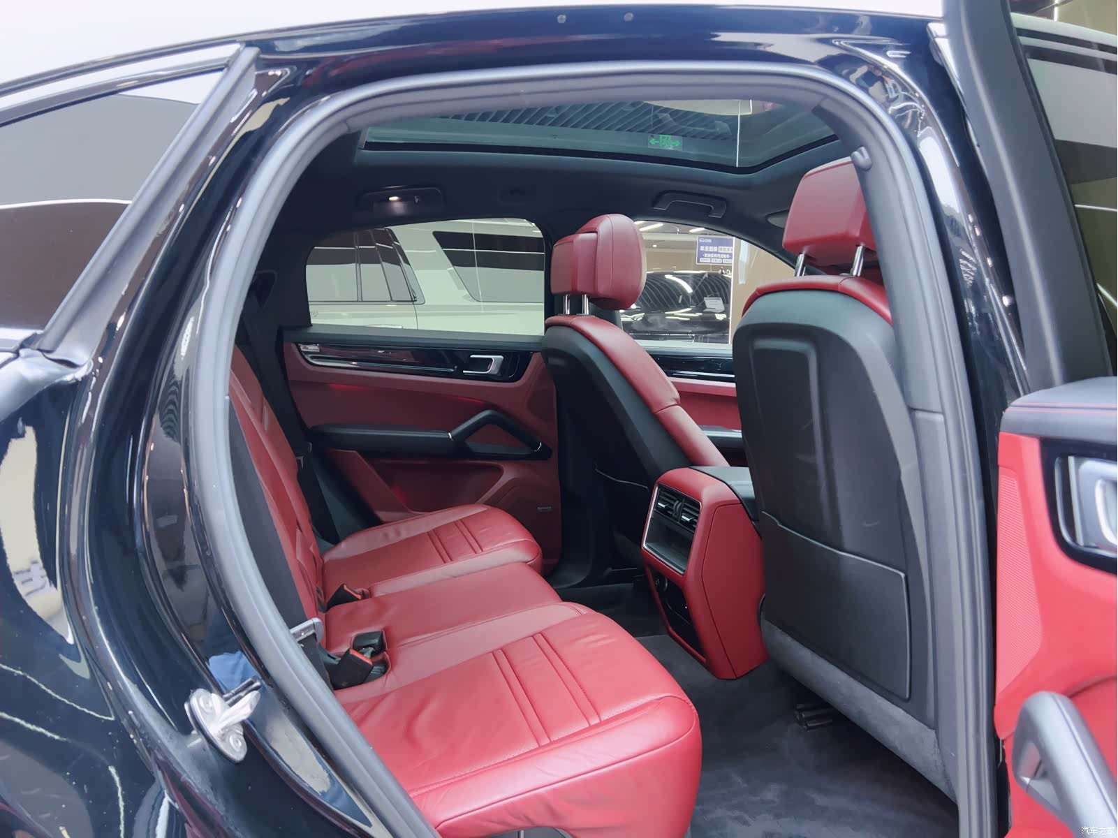 Porsche Cayenne, 2020 12