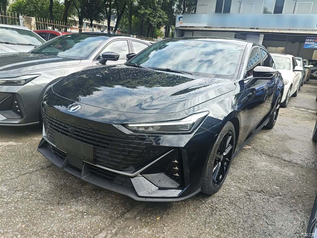Changan UNI-V, 2022 1