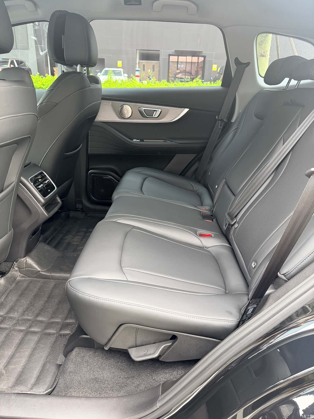 Chery Tiggo 8, 2025 10