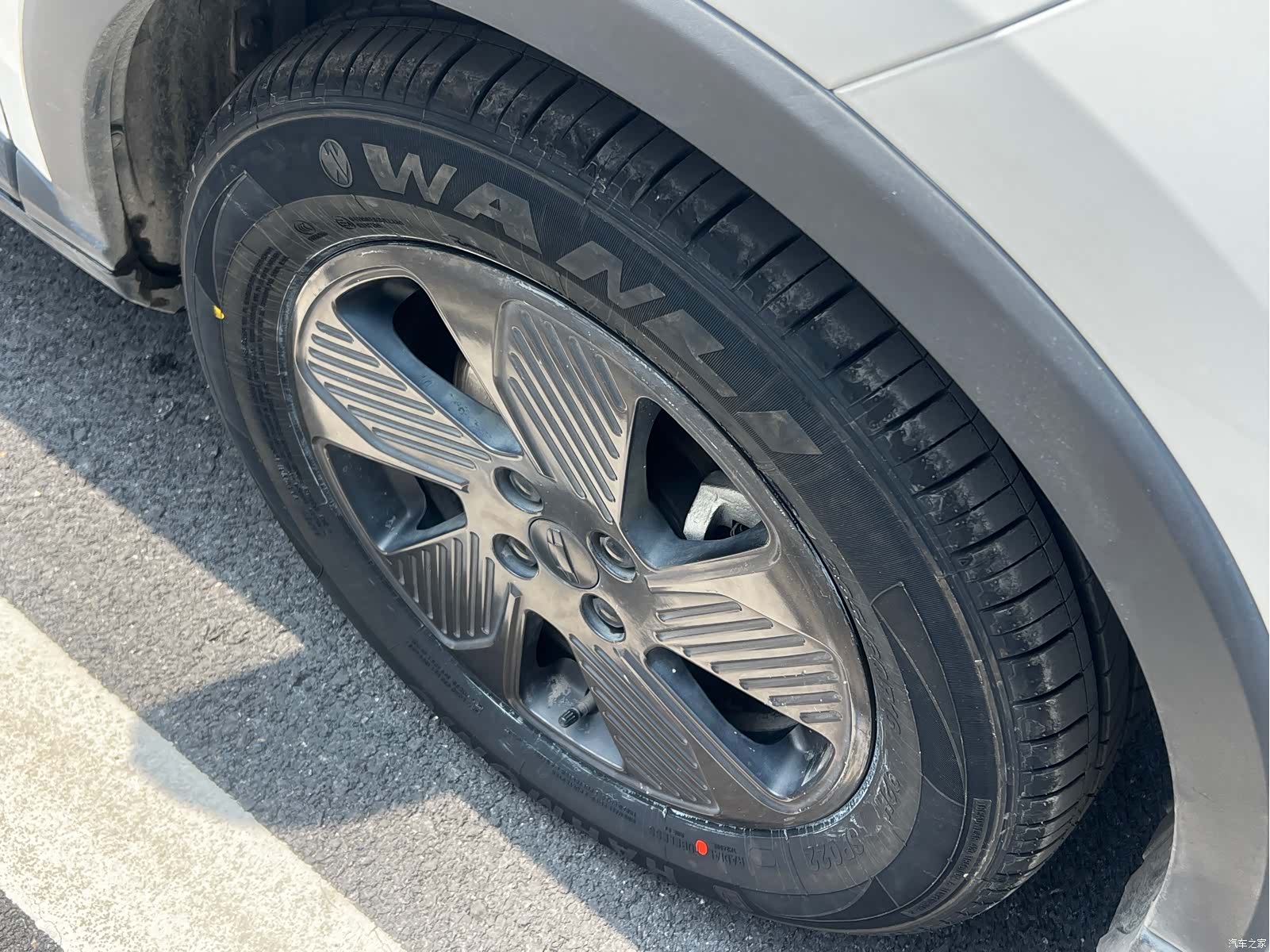 Geely E, 2022 14