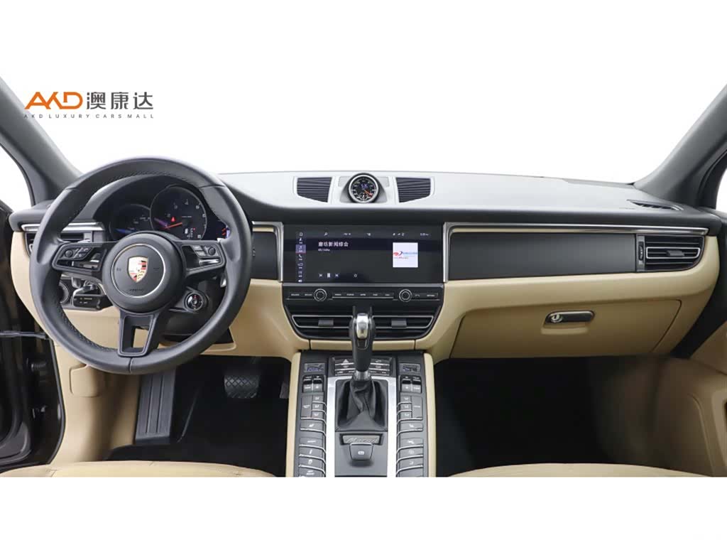 Porsche Macan, 2019 все фото
