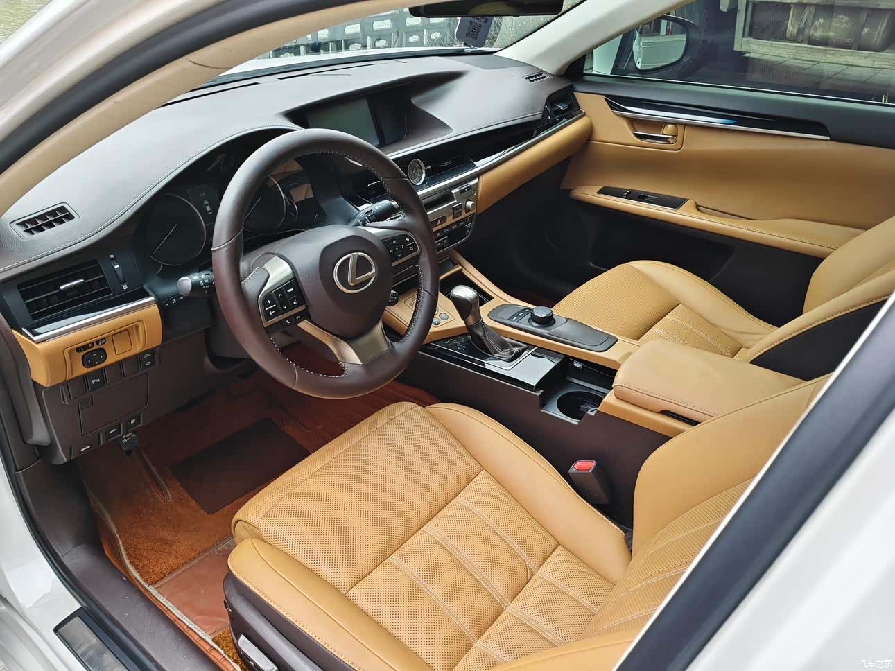 Lexus ES, 2017 6